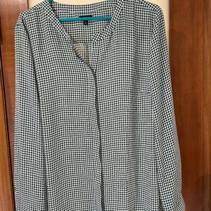 Talbots Green and White Graphic LS Blouse, NWOT, Size XL